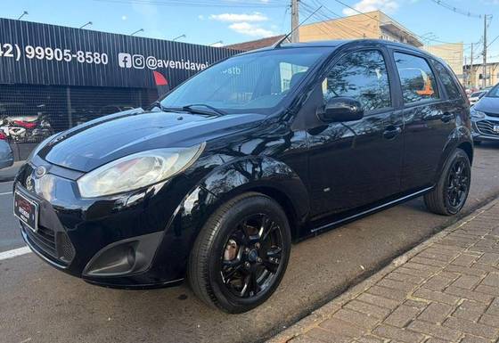 FORD FIESTA 1.6 ROCAM SE 8V FLEX 4P MANUAL FORD FIESTA 1.6 ROCAM SE 8V FLEX 4P MANUAL